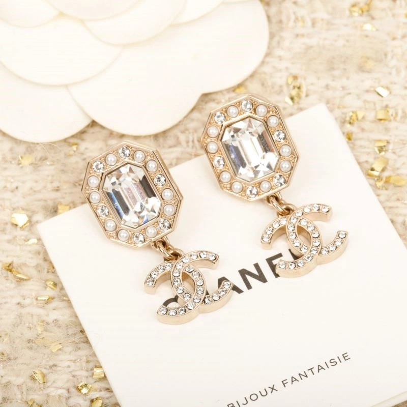 Chanel Earrings SoftTouch 223708