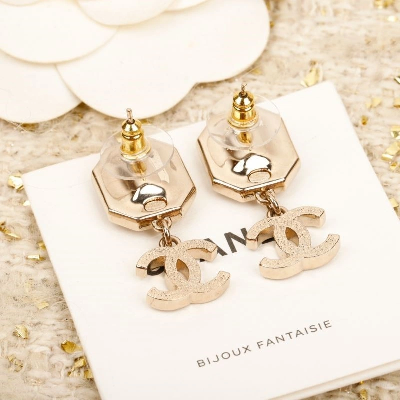 Chanel Earrings SoftTouch 223708