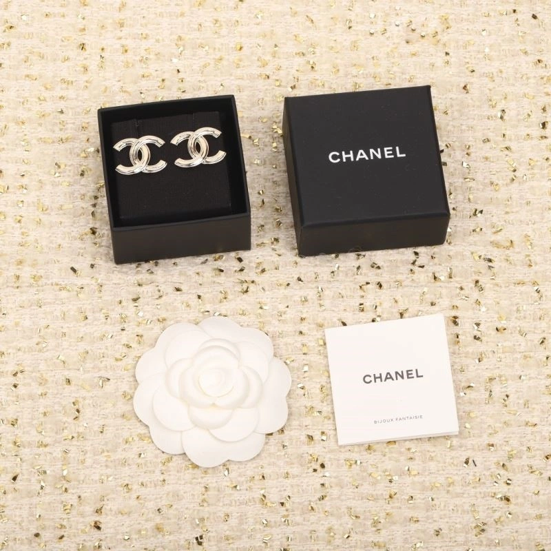 Chanel Earrings Packable 223693