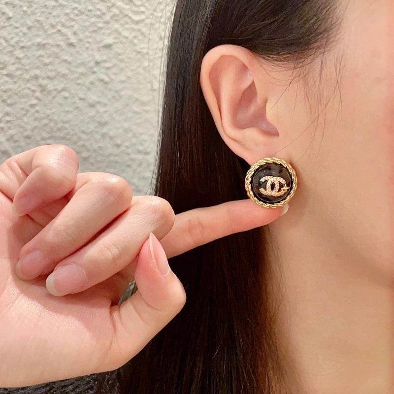 Chanel Earrings ModernLook 223740