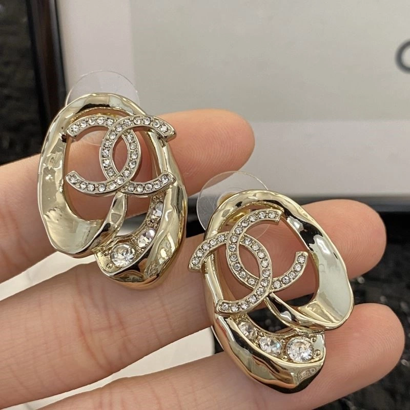 Fashionable Chanel Earrings 223666