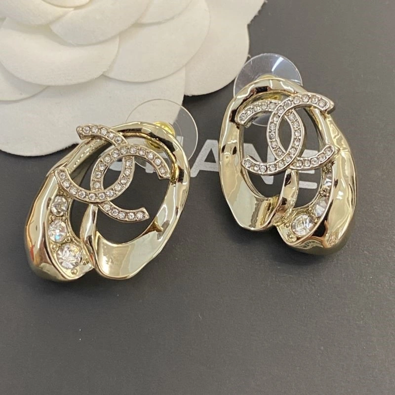 Fashionable Chanel Earrings 223666
