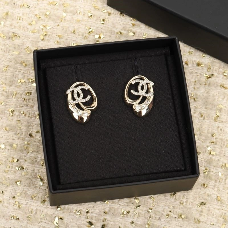 Unisex Chanel Earrings 223671