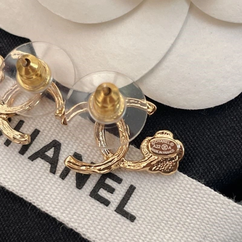 Stylish Chanel Earrings 223672