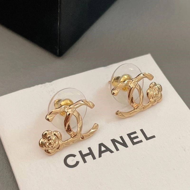 Stylish Chanel Earrings 223672