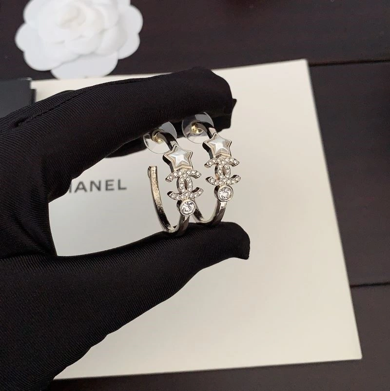 Chanel Earrings Comfortable 223727