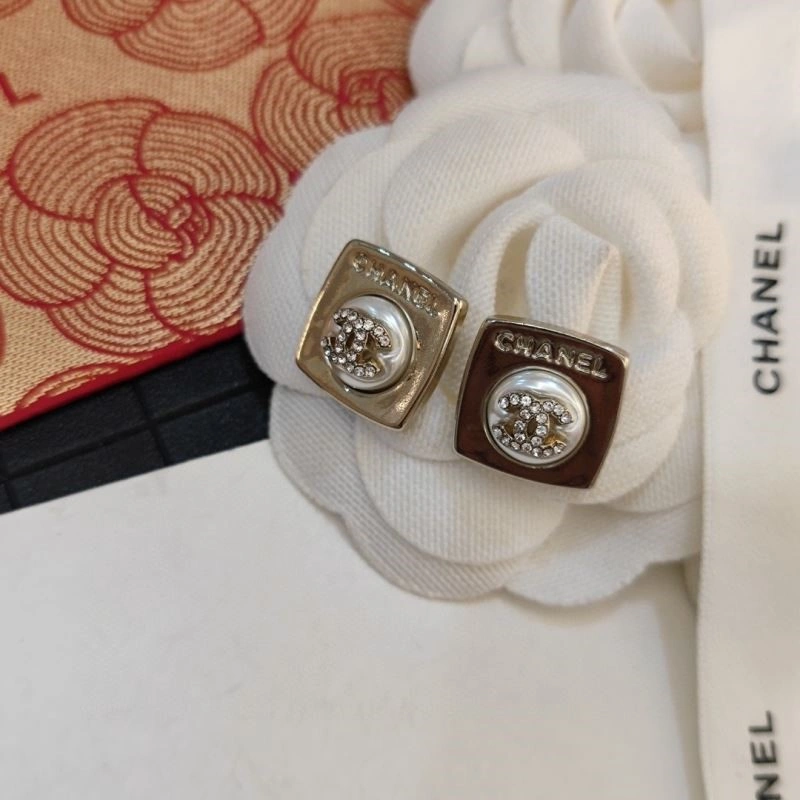 ModernLook Chanel Earrings 223735