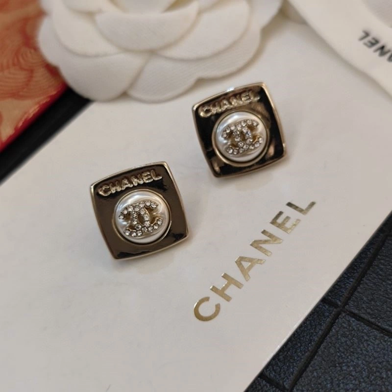 ModernLook Chanel Earrings 223735