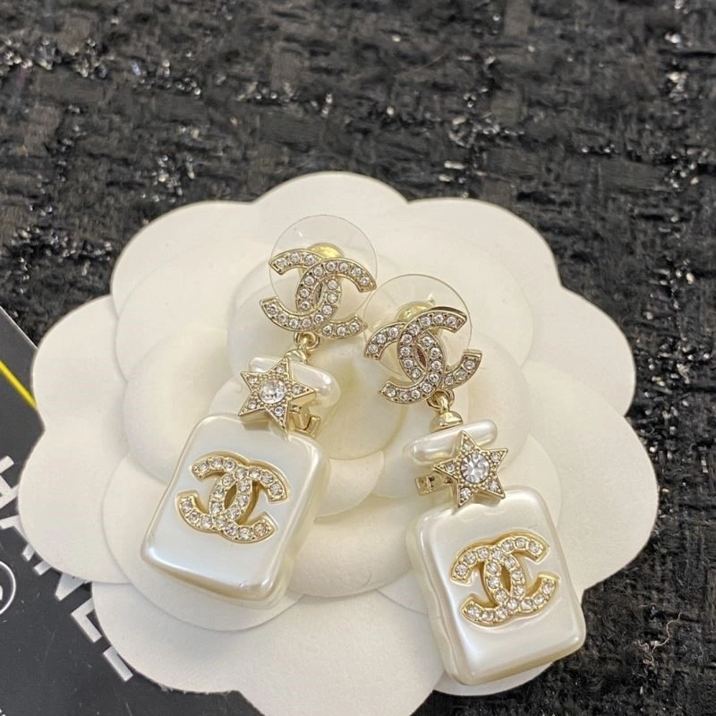 Chanel Earrings TechFriendly 223675