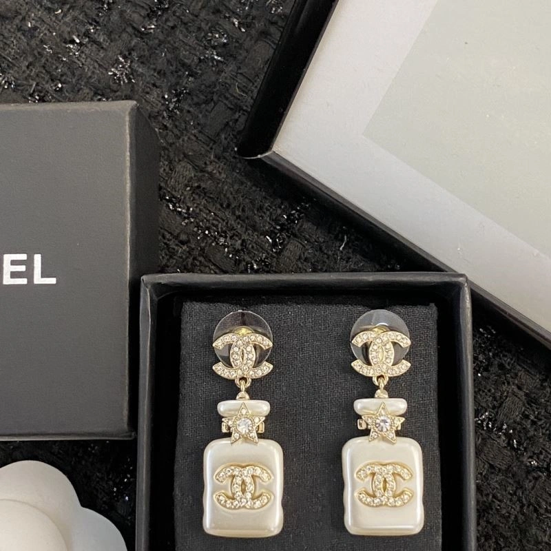 Chanel Earrings TechFriendly 223675