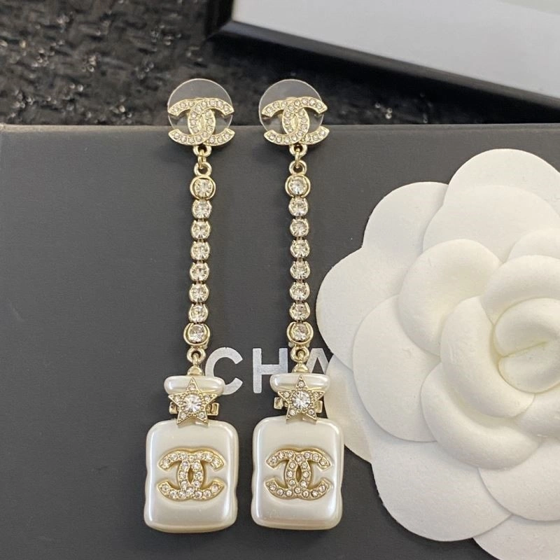 FashionForward Chanel Earrings 223667