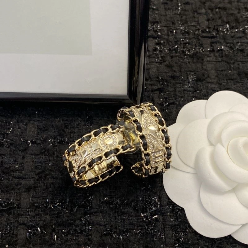 Chanel Earrings TimelessDesign 223658