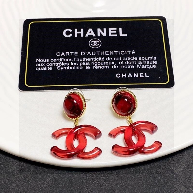 Sophisticated Chanel Earrings 223663
