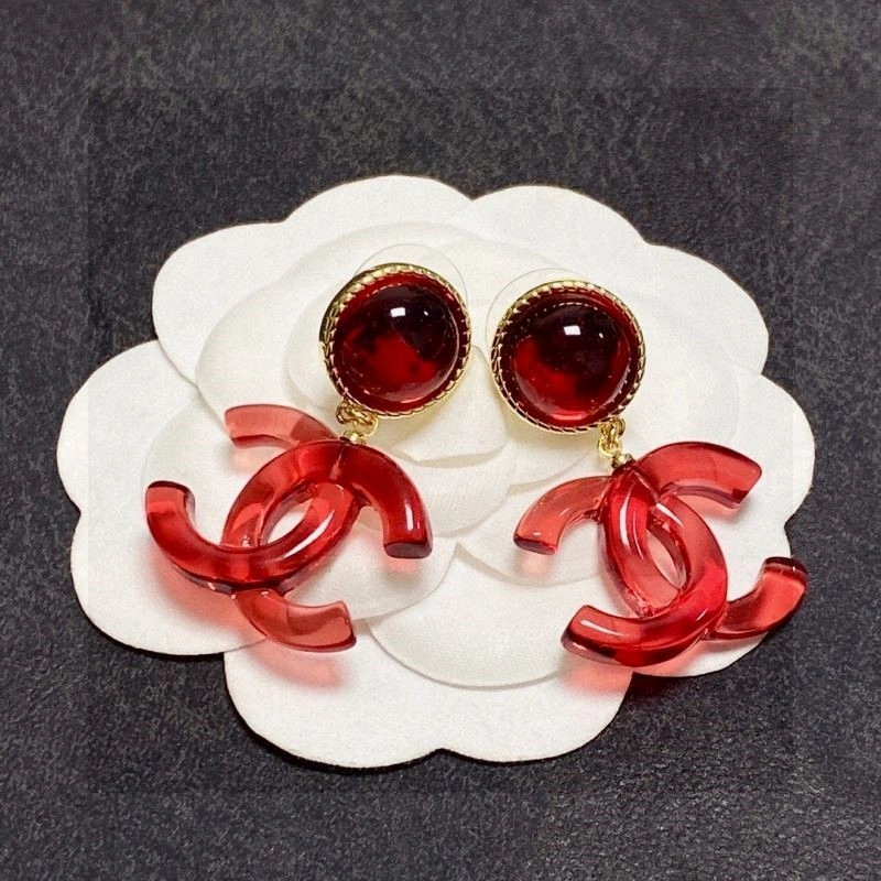 Sophisticated Chanel Earrings 223663