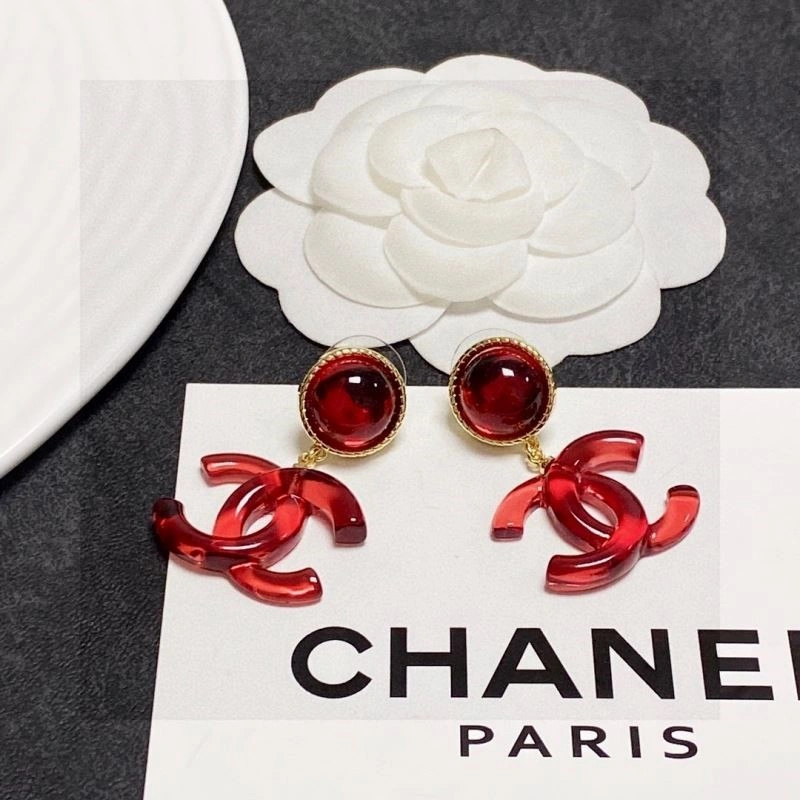 Sophisticated Chanel Earrings 223663