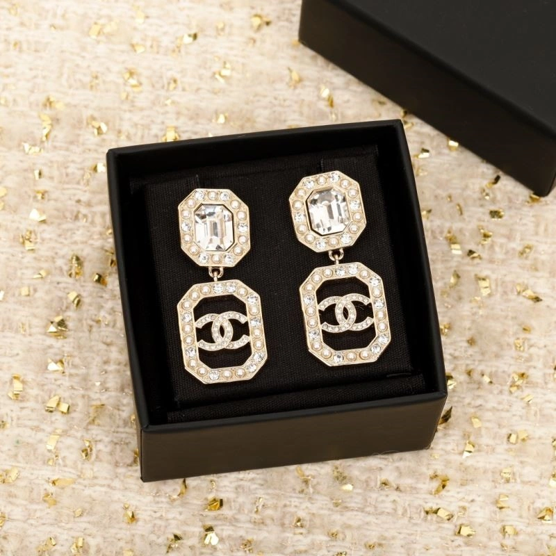 Chanel Earrings Popular 223657