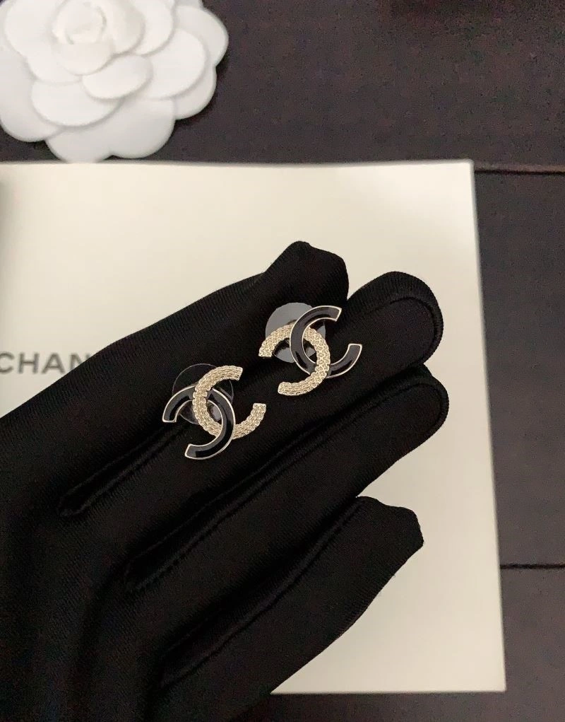 Affordable Chanel Earrings 223635
