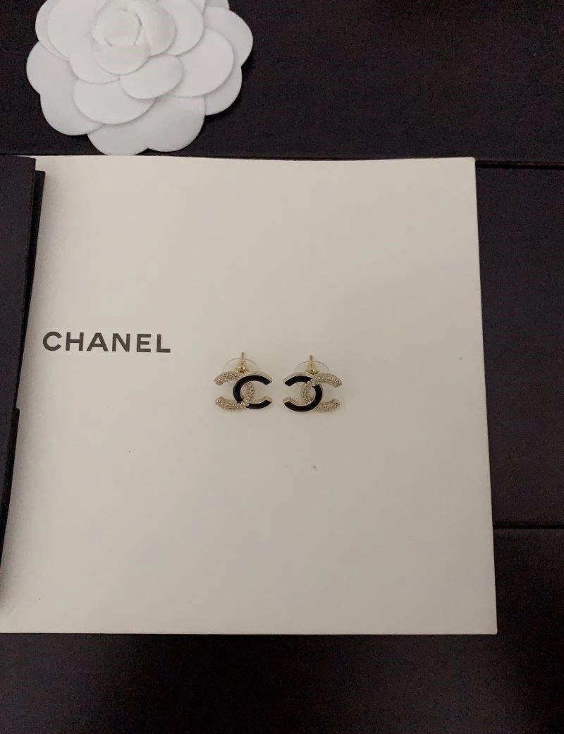 Affordable Chanel Earrings 223635