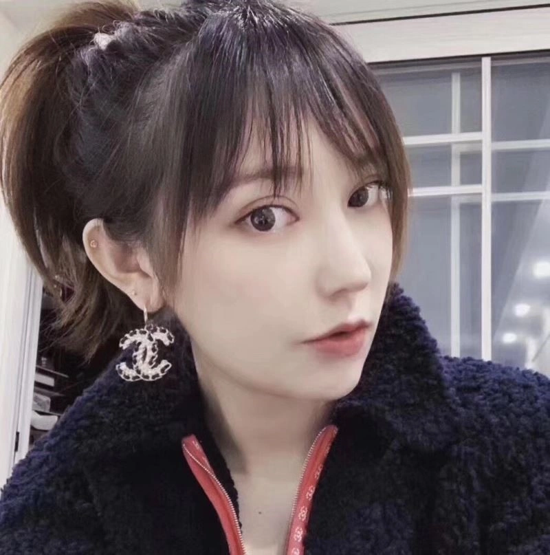 Chanel Earrings Versatile 223632