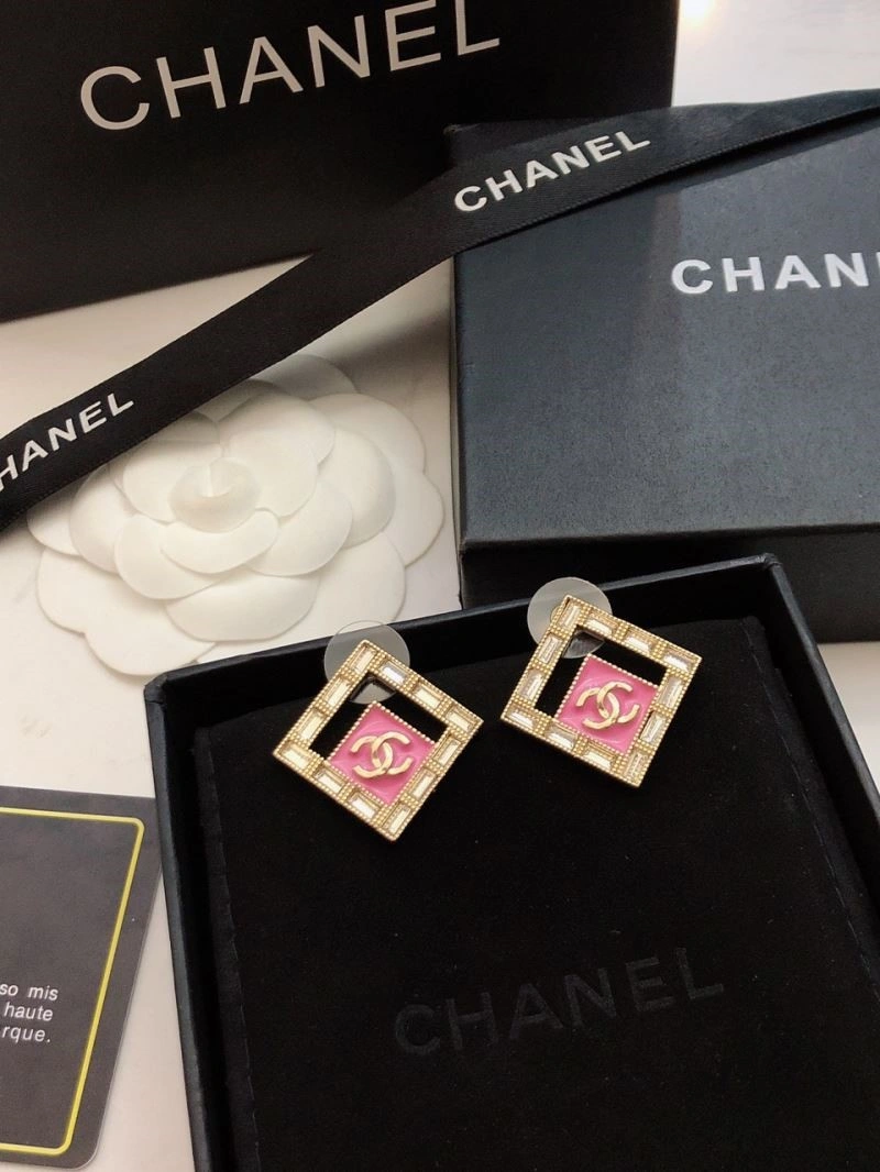 Reliable Chanel Earrings 223633
