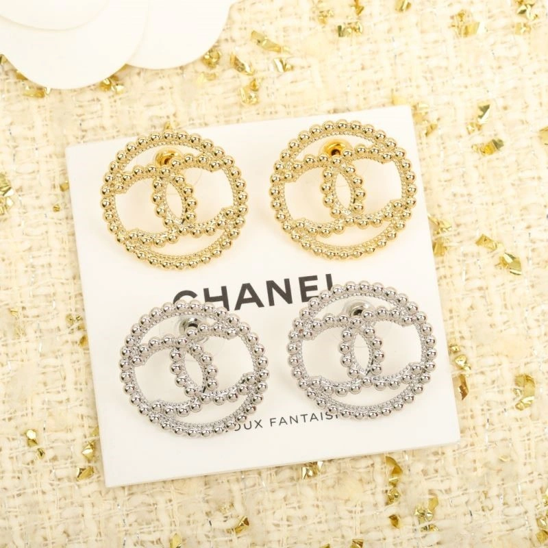 Chanel Earrings Compact 223619
