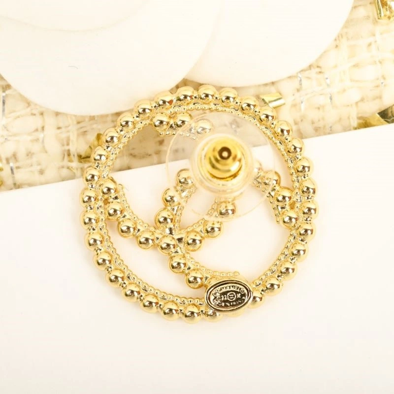 Chanel Earrings Compact 223619