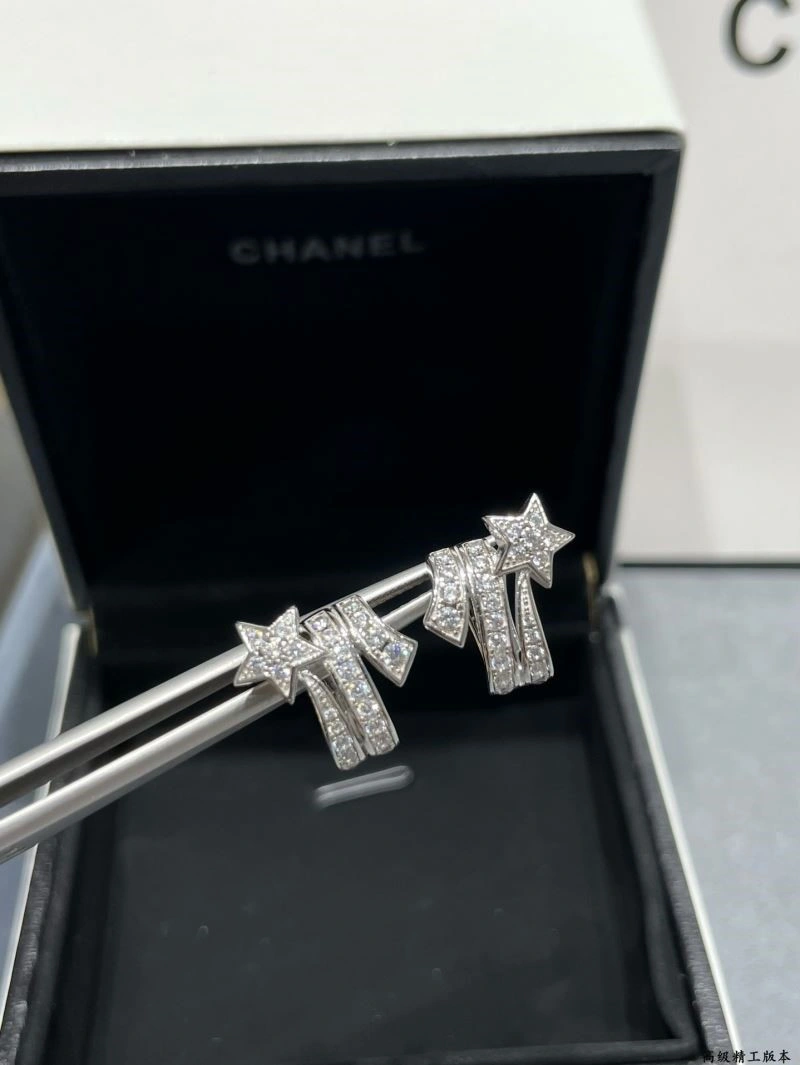 Chanel Earrings TimelessDesign 223600