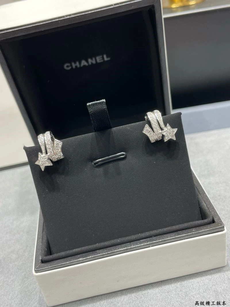 Chanel Earrings TimelessDesign 223600