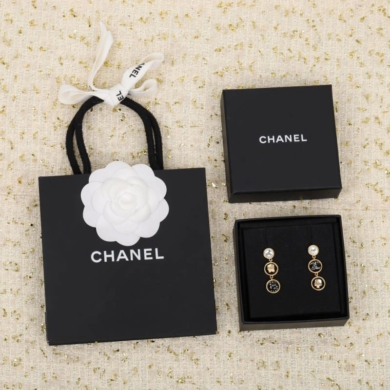 Chanel Earrings Tailored 223585