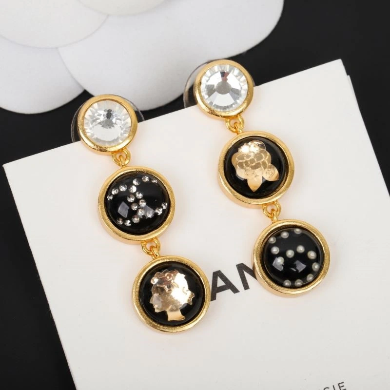 Chanel Earrings Tailored 223585