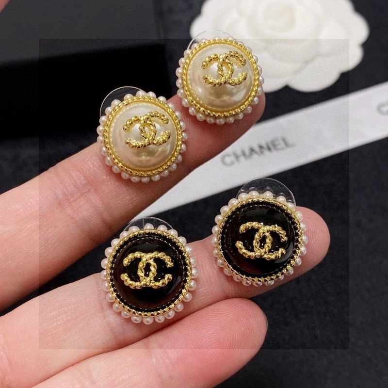 Chanel Earrings Vibrant 223083