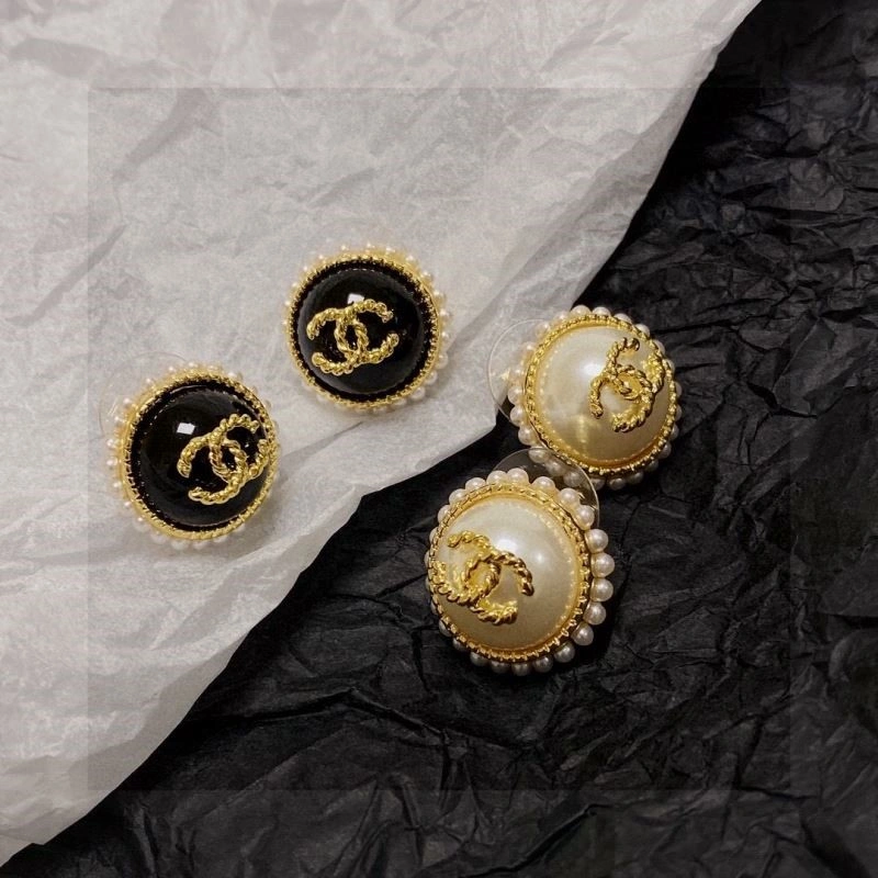Chanel Earrings Vibrant 223083