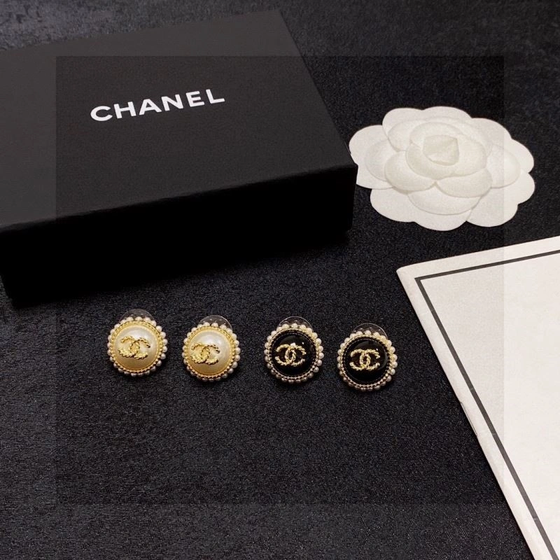 Chanel Earrings Vibrant 223083