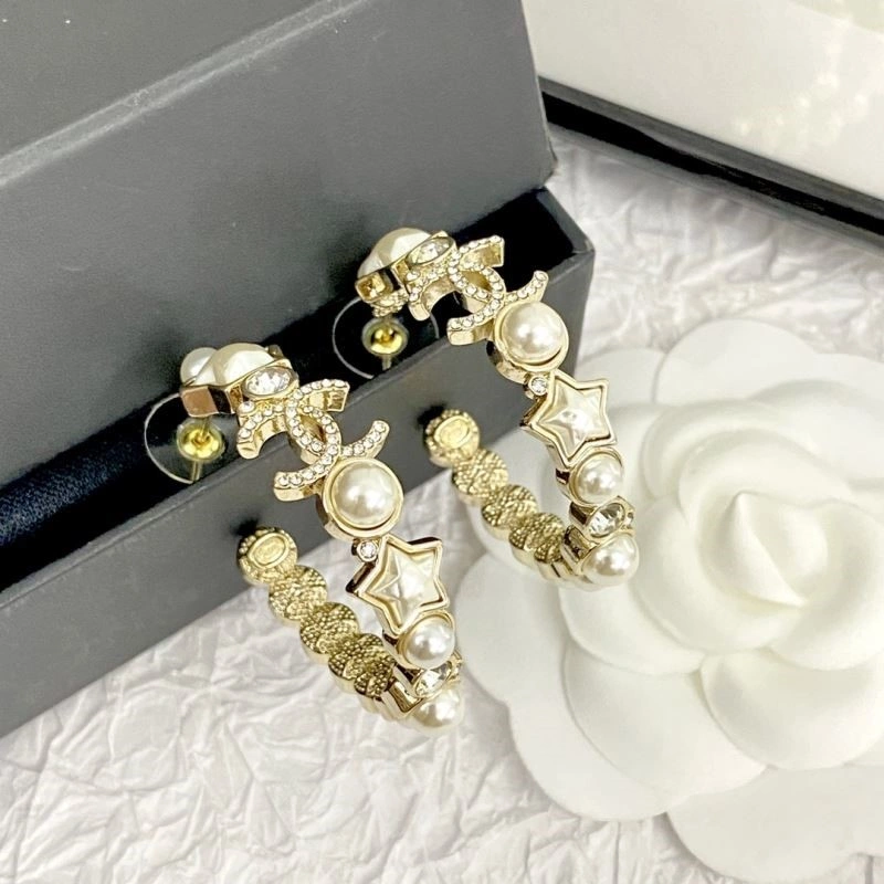 Youthful Chanel Earrings 223077