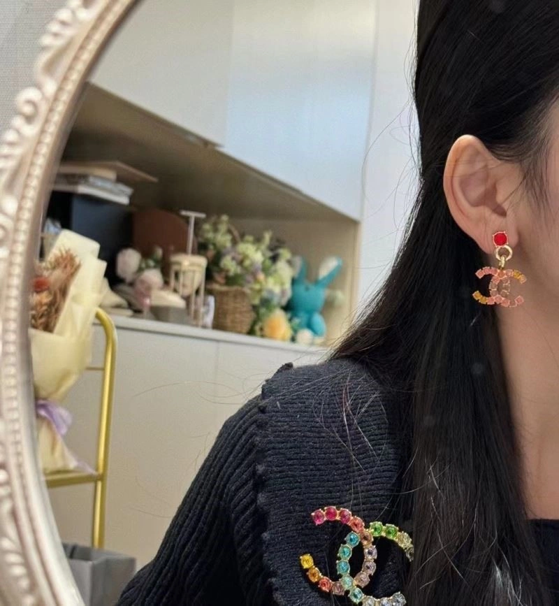 Unique Chanel Earrings 223075