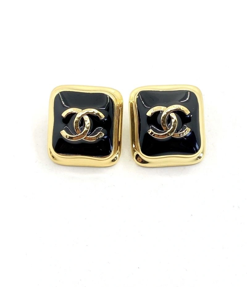 Chanel Earrings Fashionable 223132