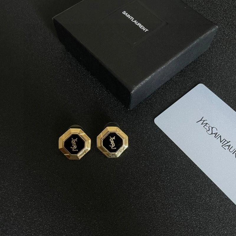 Refined Chanel Earrings 223070
