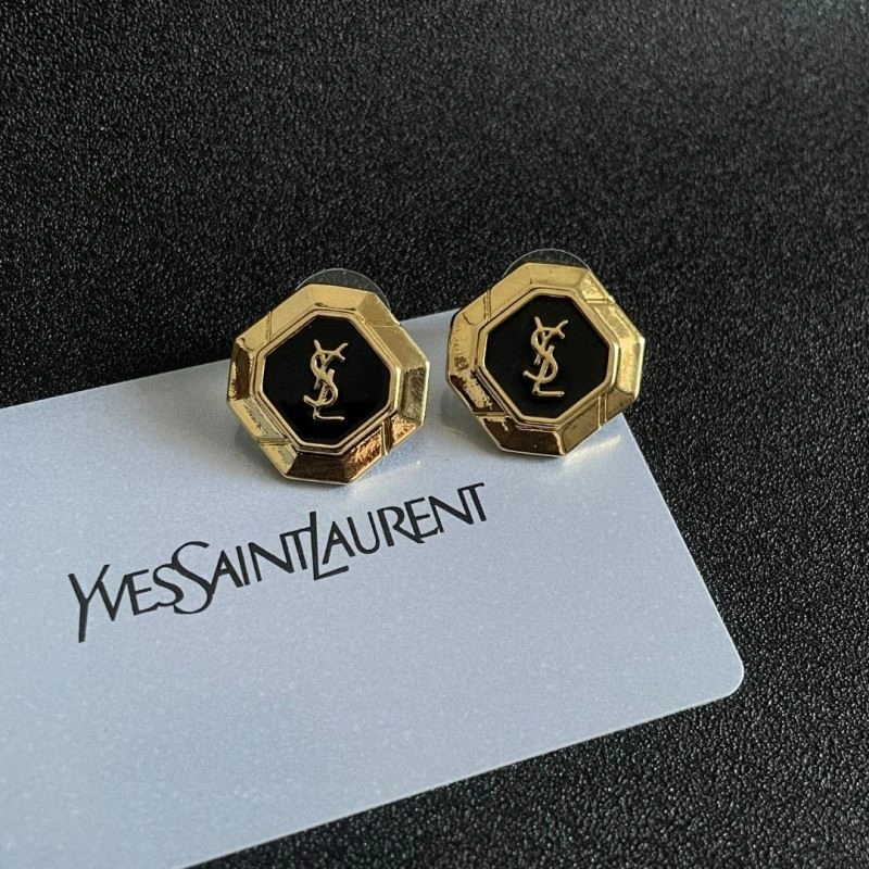 Refined Chanel Earrings 223070