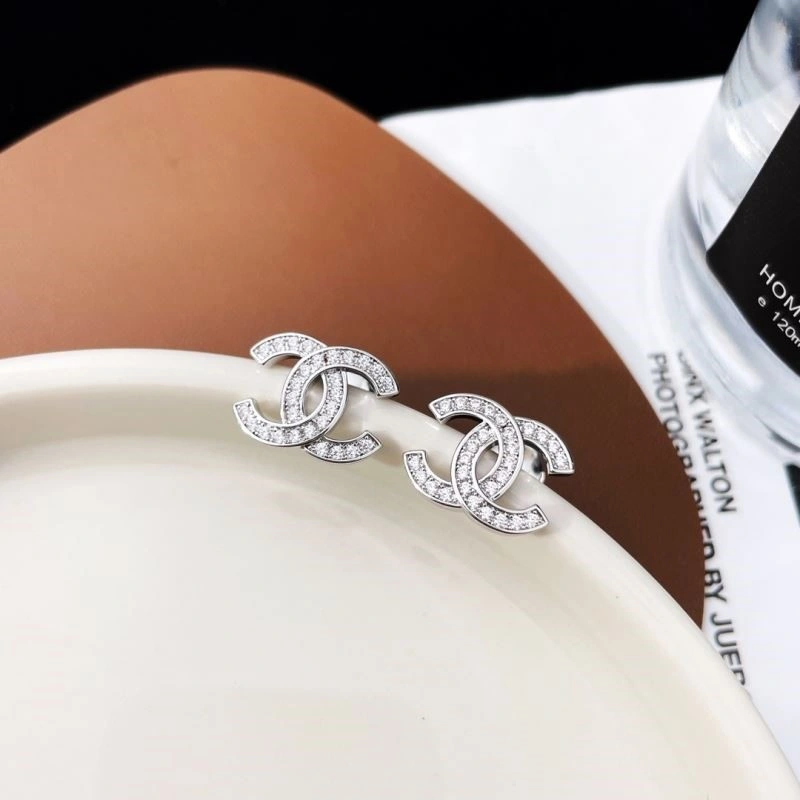 Chic Chanel Earrings 223051