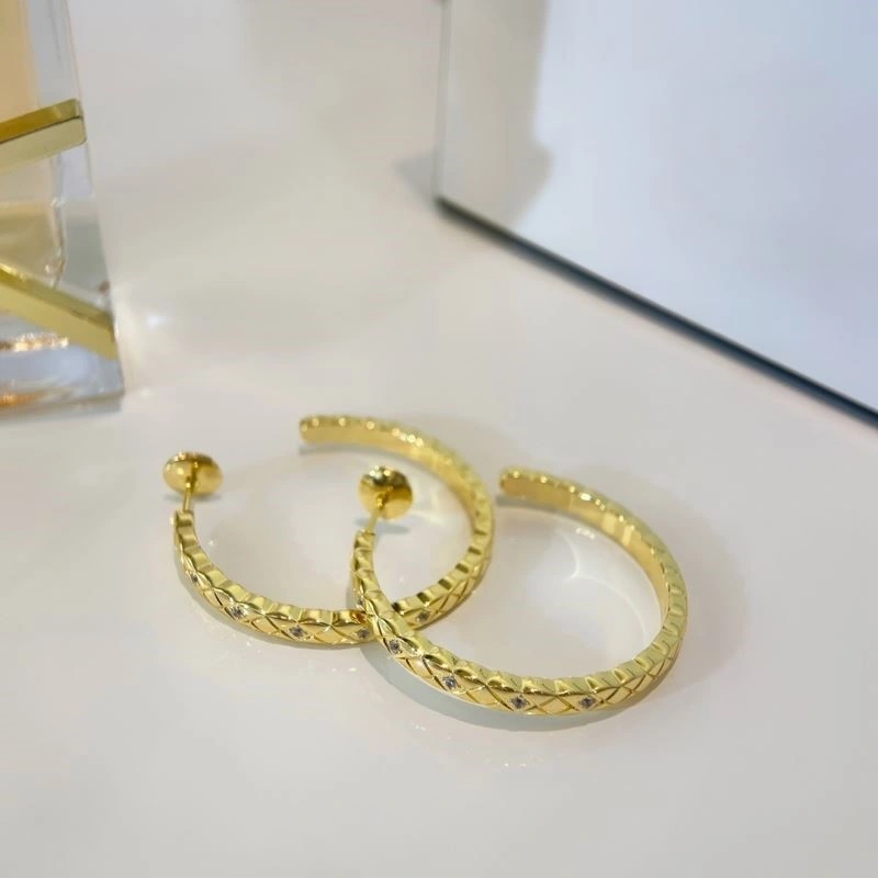 Chanel Earrings Durable 223054