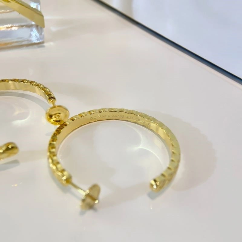 Chanel Earrings Durable 223054