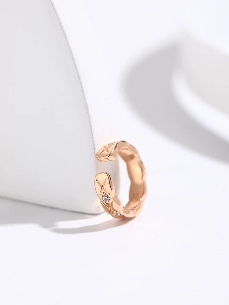 Chic Chanel Earrings 223066