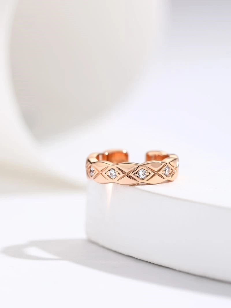 Chic Chanel Earrings 223066