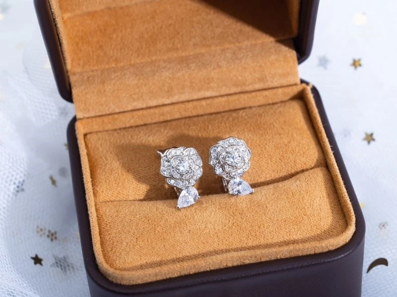 FreshLook Chanel Earrings 223047