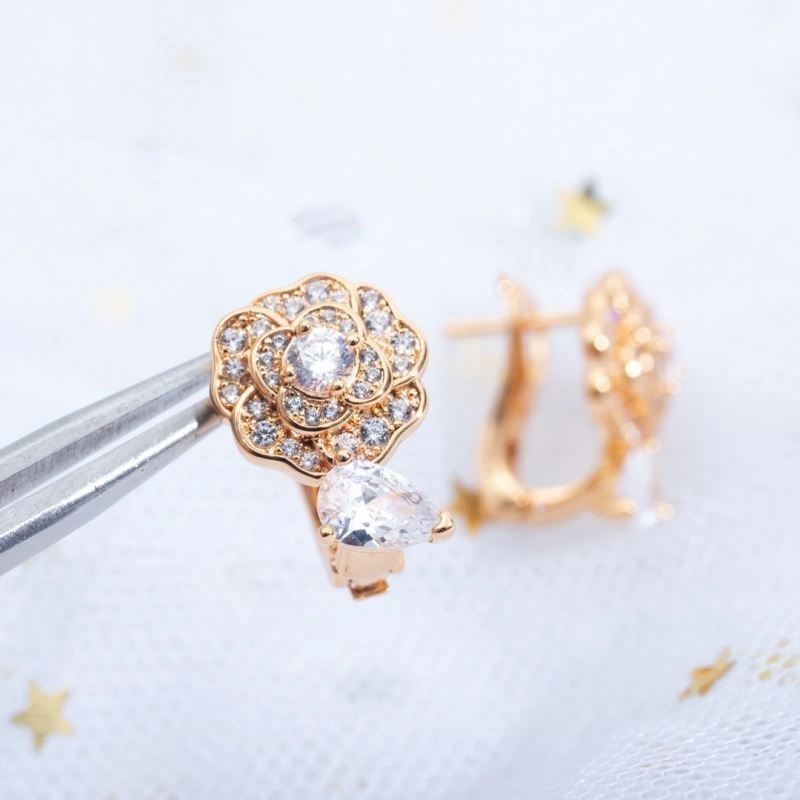 Sporty Chanel Earrings 223048