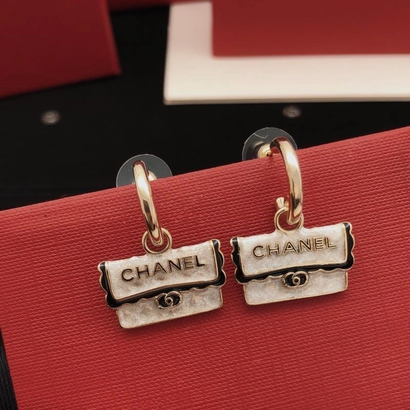 WrinkleFree Chanel Earrings 223024