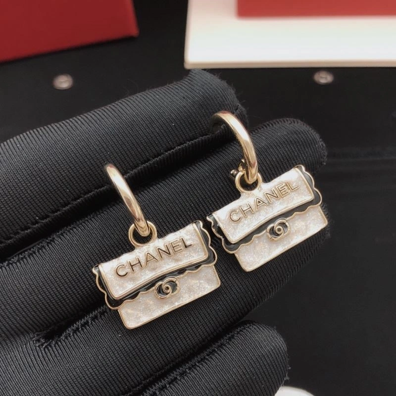 WrinkleFree Chanel Earrings 223024