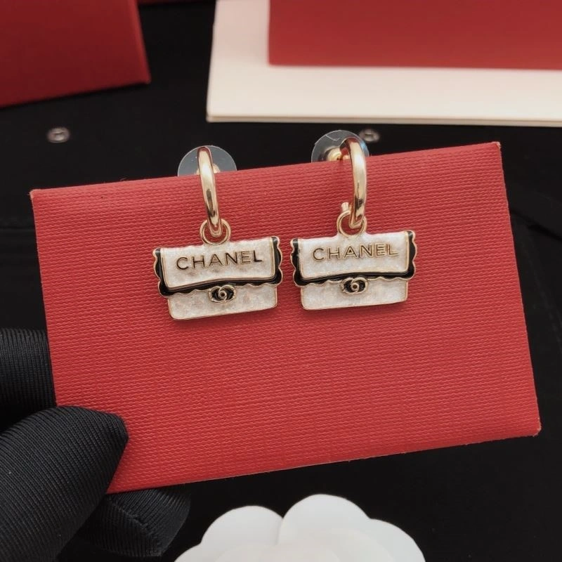 WrinkleFree Chanel Earrings 223024