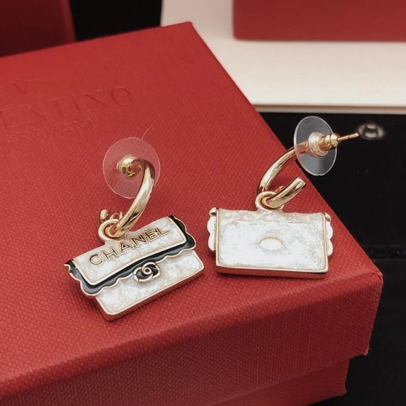 WrinkleFree Chanel Earrings 223024