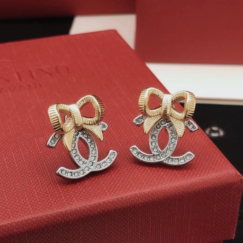 Chanel Earrings MoistureWicking 223034